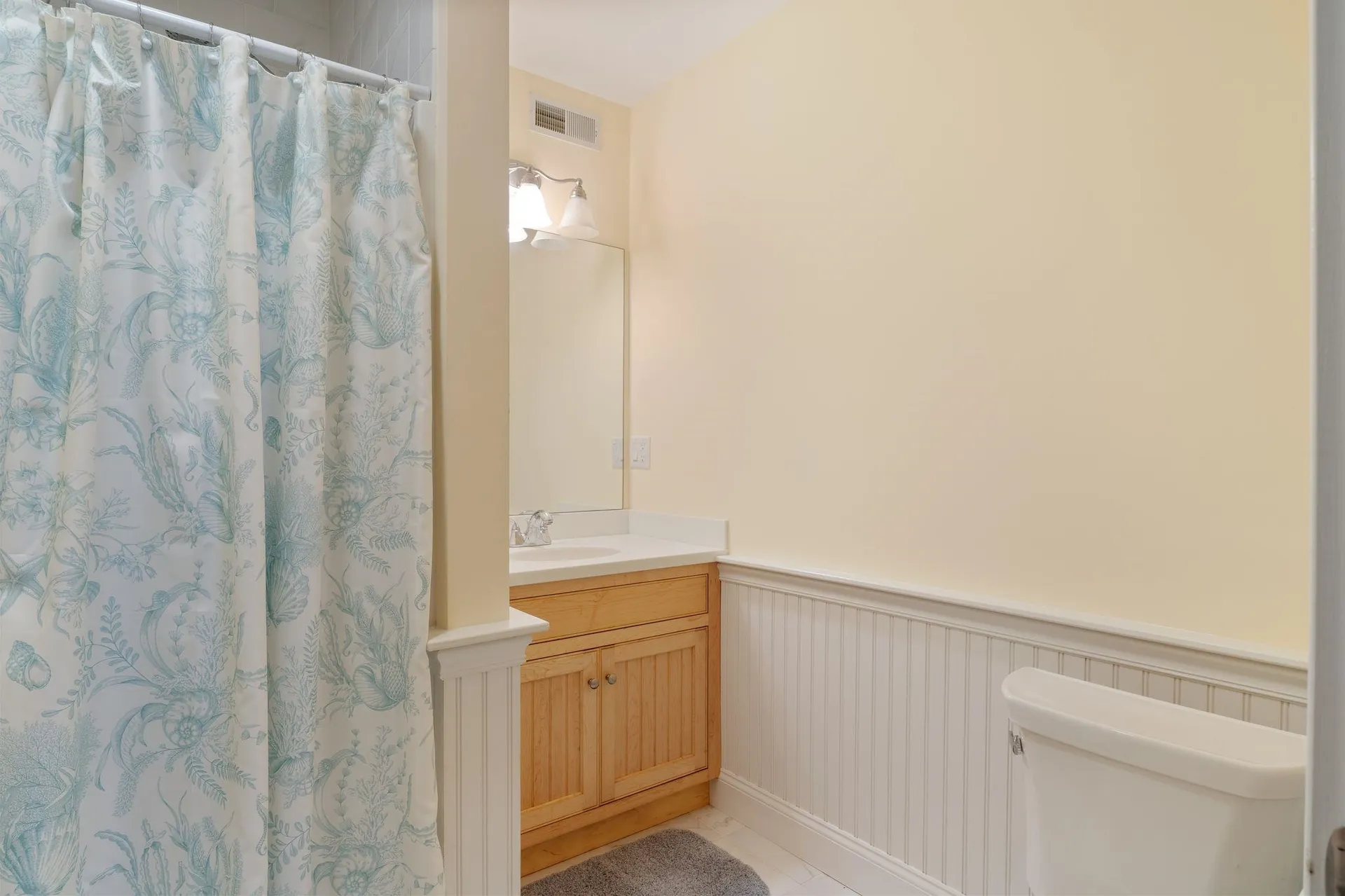 5 Fellows Avenue Hampton NH 03842