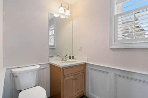 5 Fellows Avenue Hampton NH 03842