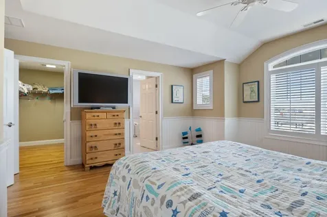 5 Fellows Avenue Hampton NH 03842