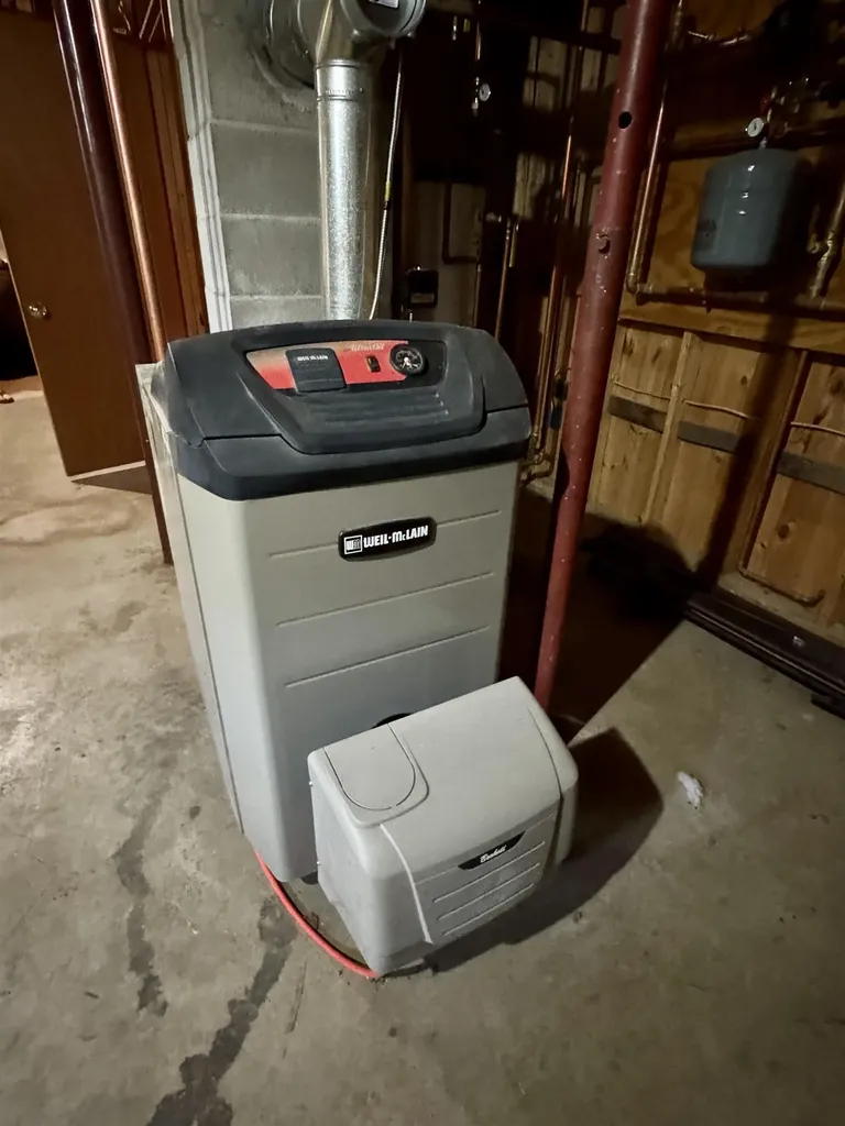 308 Jambash Peak Road Derby VT 05829