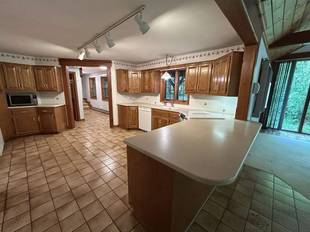 12 Juniper Ridge Road Exeter NH 03833