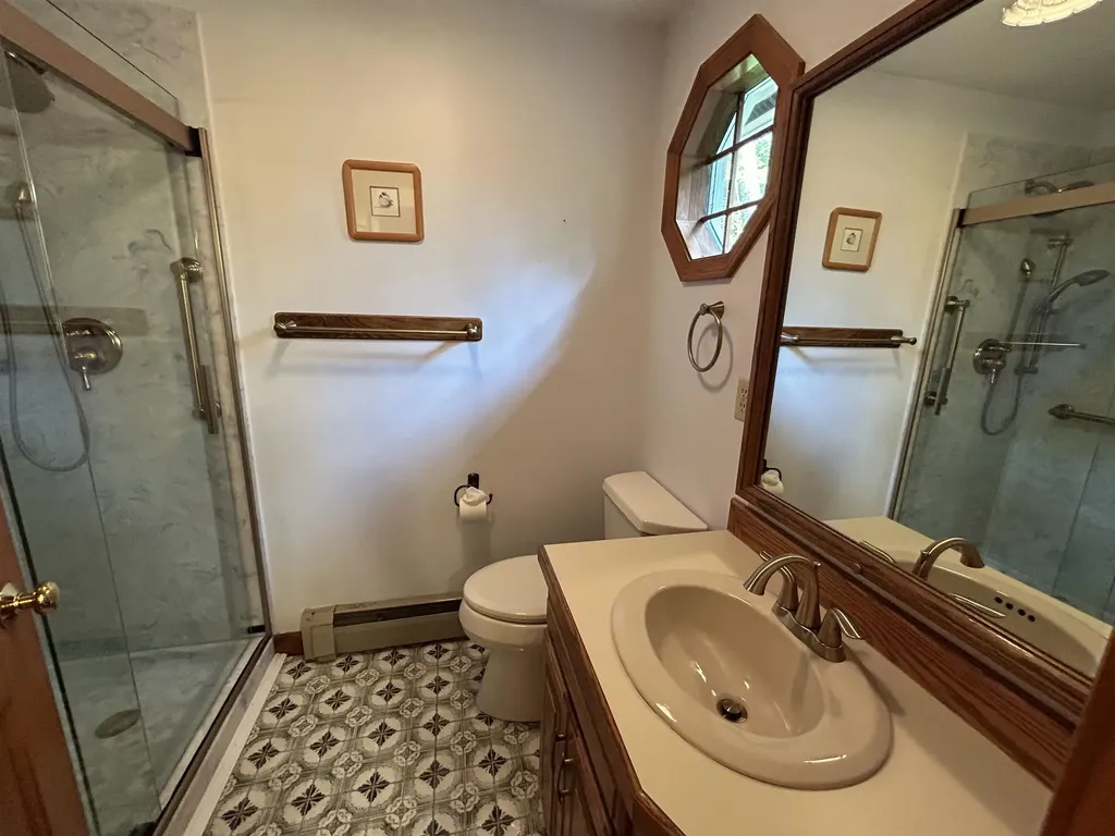 12 Juniper Ridge Road Exeter NH 03833