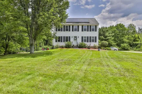 9 Mountain Road Goffstown NH 03045