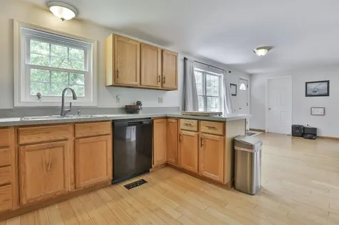 9 Mountain Road Goffstown NH 03045