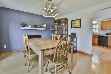 9 Mountain Road Goffstown NH 03045