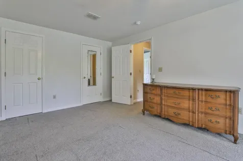 9 Mountain Road Goffstown NH 03045