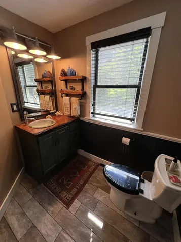 168 Howard Road Jamaica VT 05343