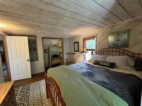 168 Howard Road Jamaica VT 05343