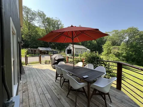 168 Howard Road Jamaica VT 05343