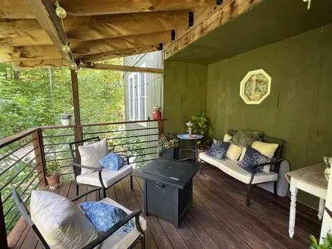 168 Howard Road Jamaica VT 05343