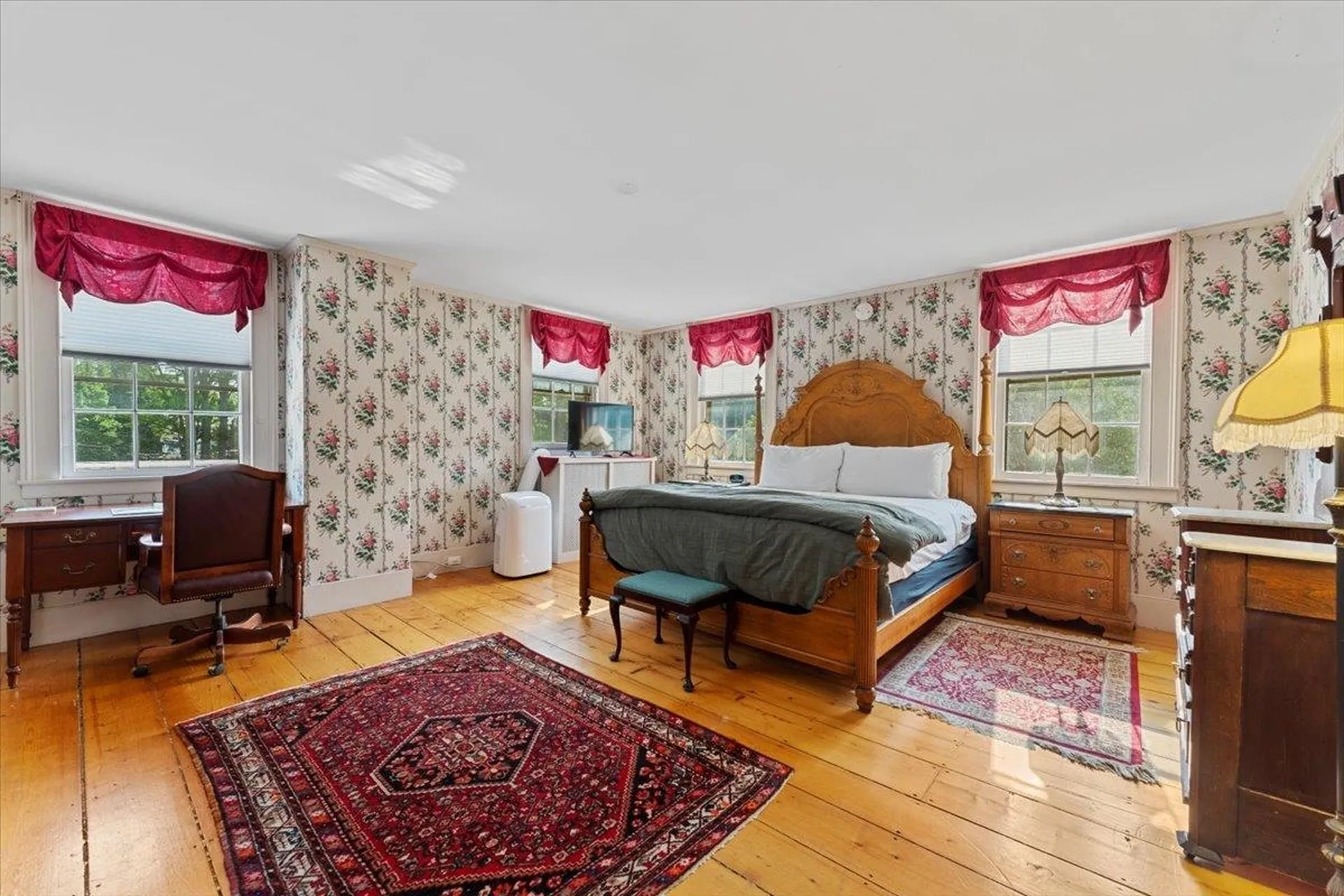 3888-3904 Vt Route 7a Arlington VT 05250