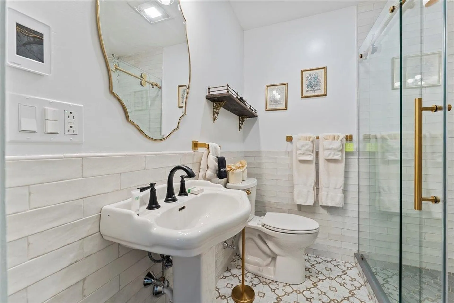 3888-3904 Vt Route 7a Arlington VT 05250