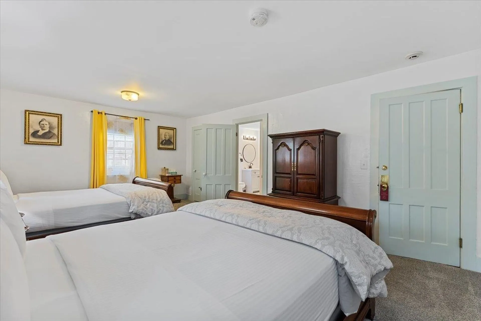 3888-3904 Vt Route 7a Arlington VT 05250