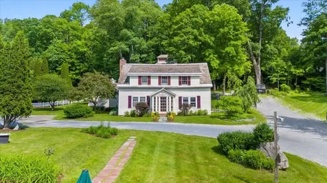 3888-3904 Vt Route 7a Arlington VT 05250