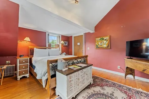 3888-3904 Vt Route 7a Arlington VT 05250