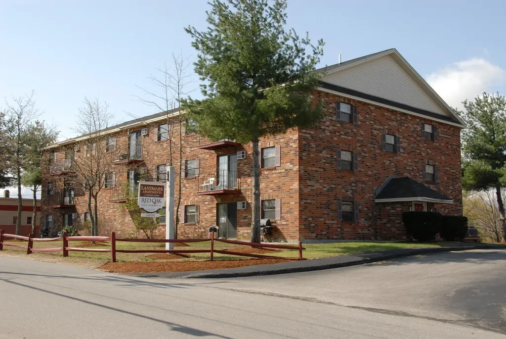 11 Railroad Avenue Derry NH 03038