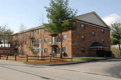 11 Railroad Avenue Derry NH 03038