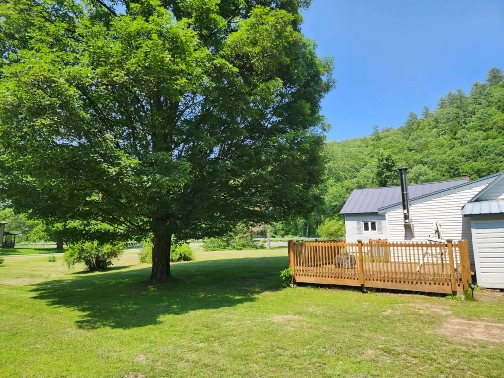 1082 W River Road Brattleboro VT 05301