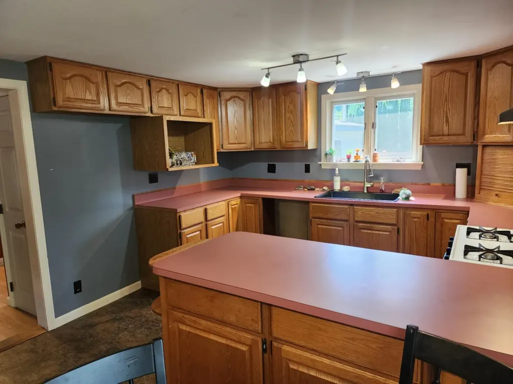 1082 W River Road Brattleboro VT 05301