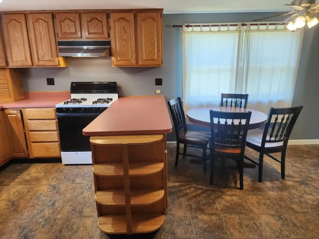 1082 W River Road Brattleboro VT 05301