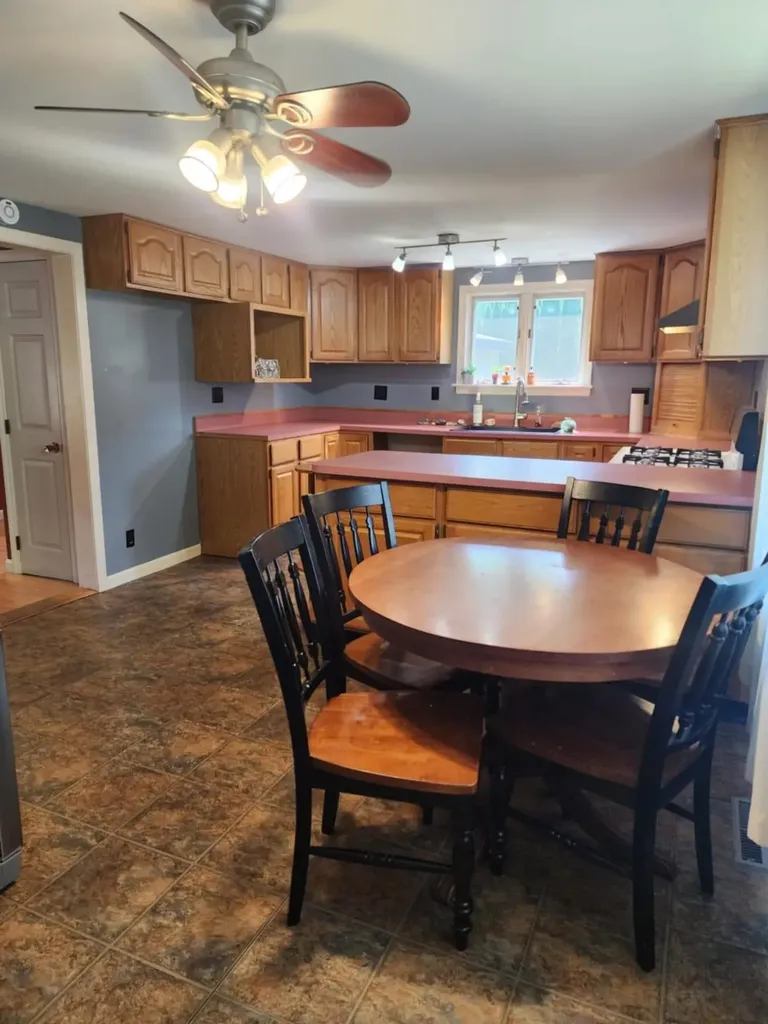 1082 W River Road Brattleboro VT 05301