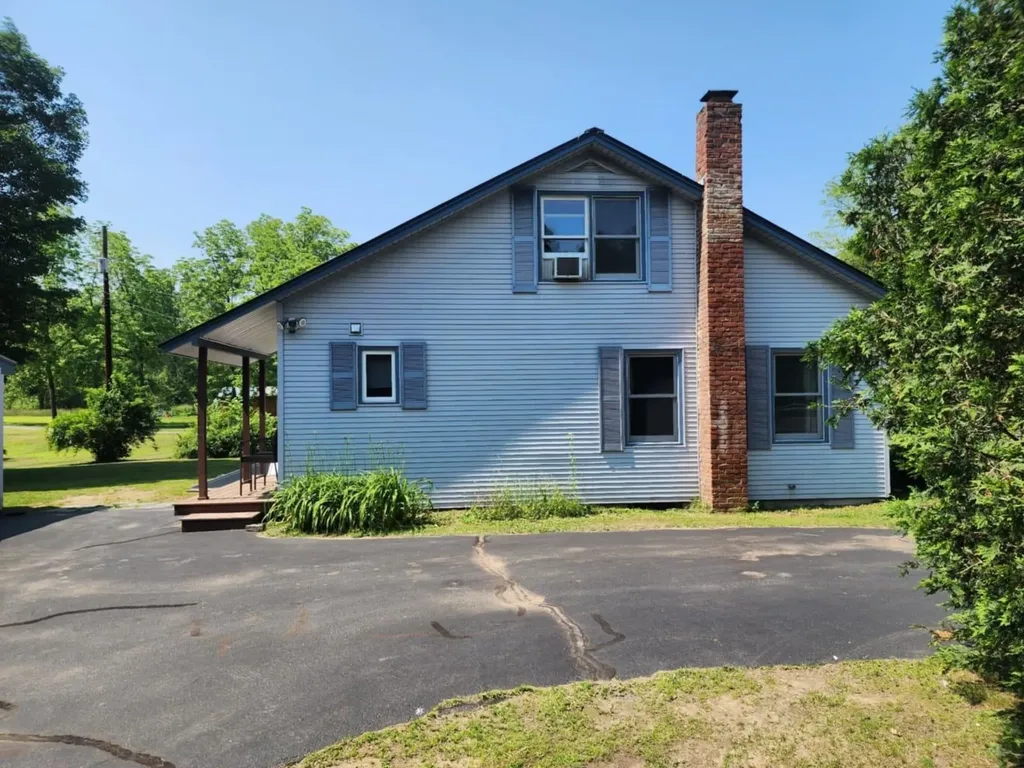 1082 W River Road Brattleboro VT 05301