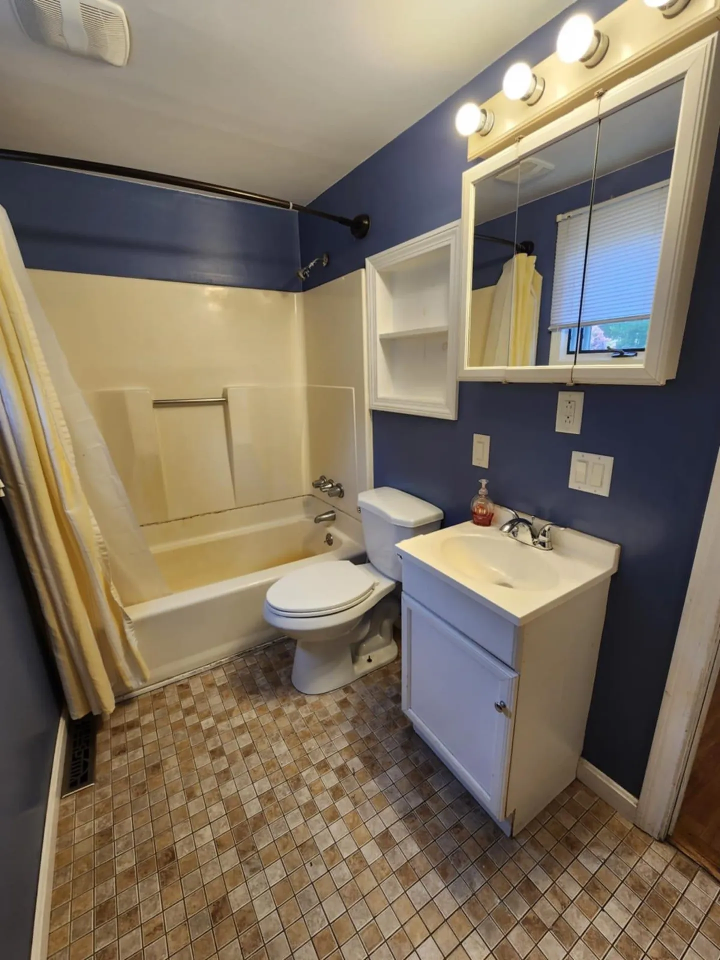 1082 W River Road Brattleboro VT 05301