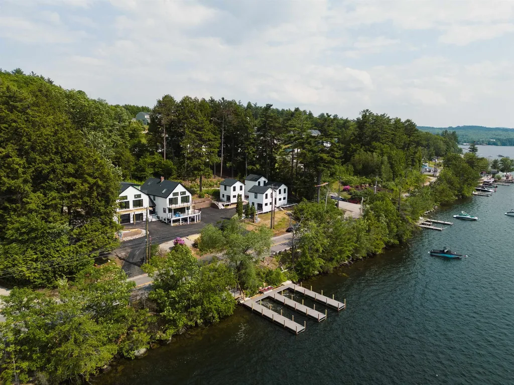 427 Weirs Boulevard Laconia NH 03246