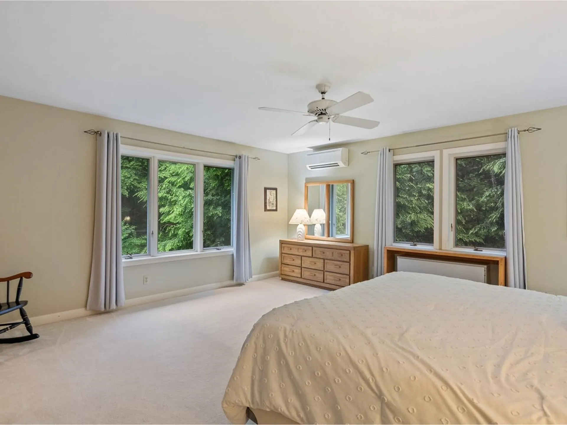 66 Dunder Road Burlington VT 05401