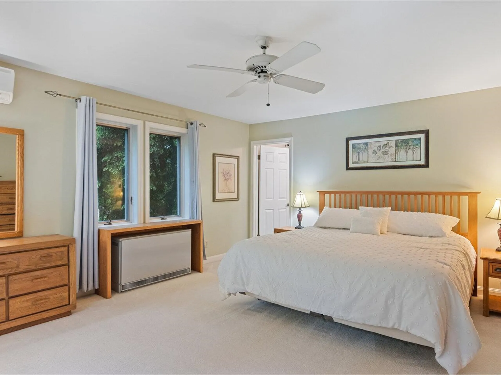 66 Dunder Road Burlington VT 05401