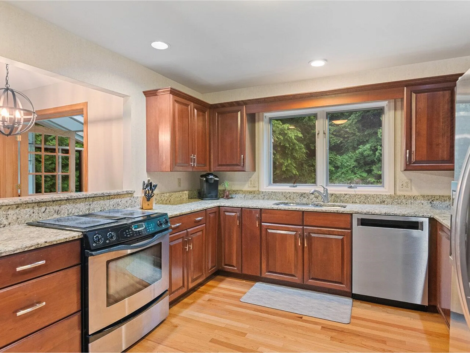 66 Dunder Road Burlington VT 05401