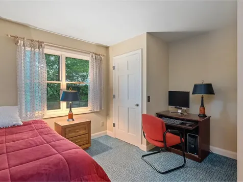 66 Dunder Road Burlington VT 05401