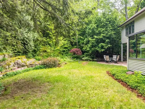 66 Dunder Road Burlington VT 05401