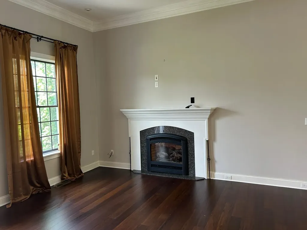 9 Woodlawn Avenue Bedford NH 03110