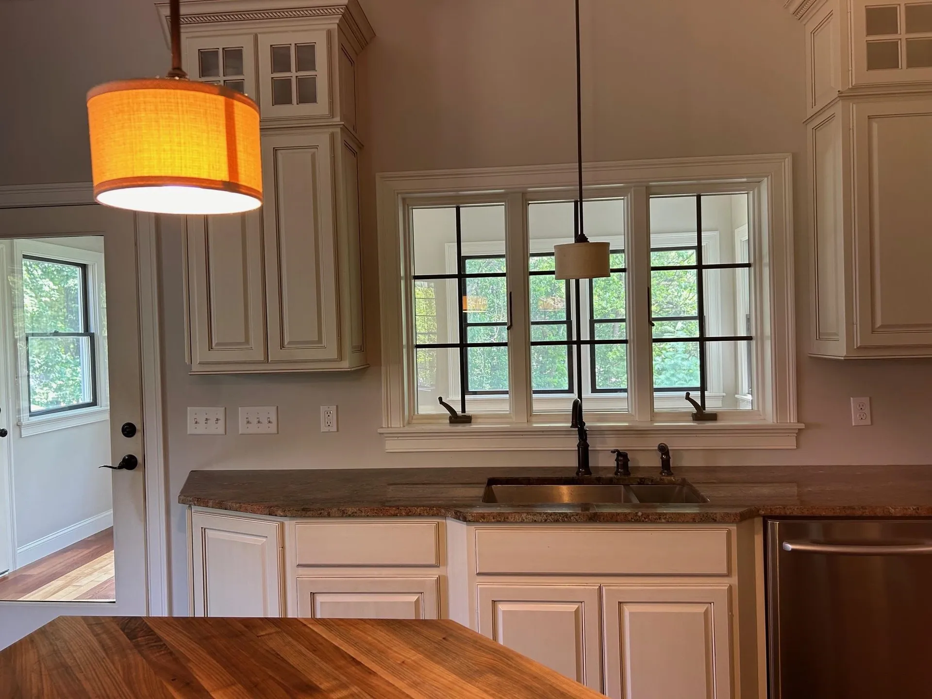 9 Woodlawn Avenue Bedford NH 03110