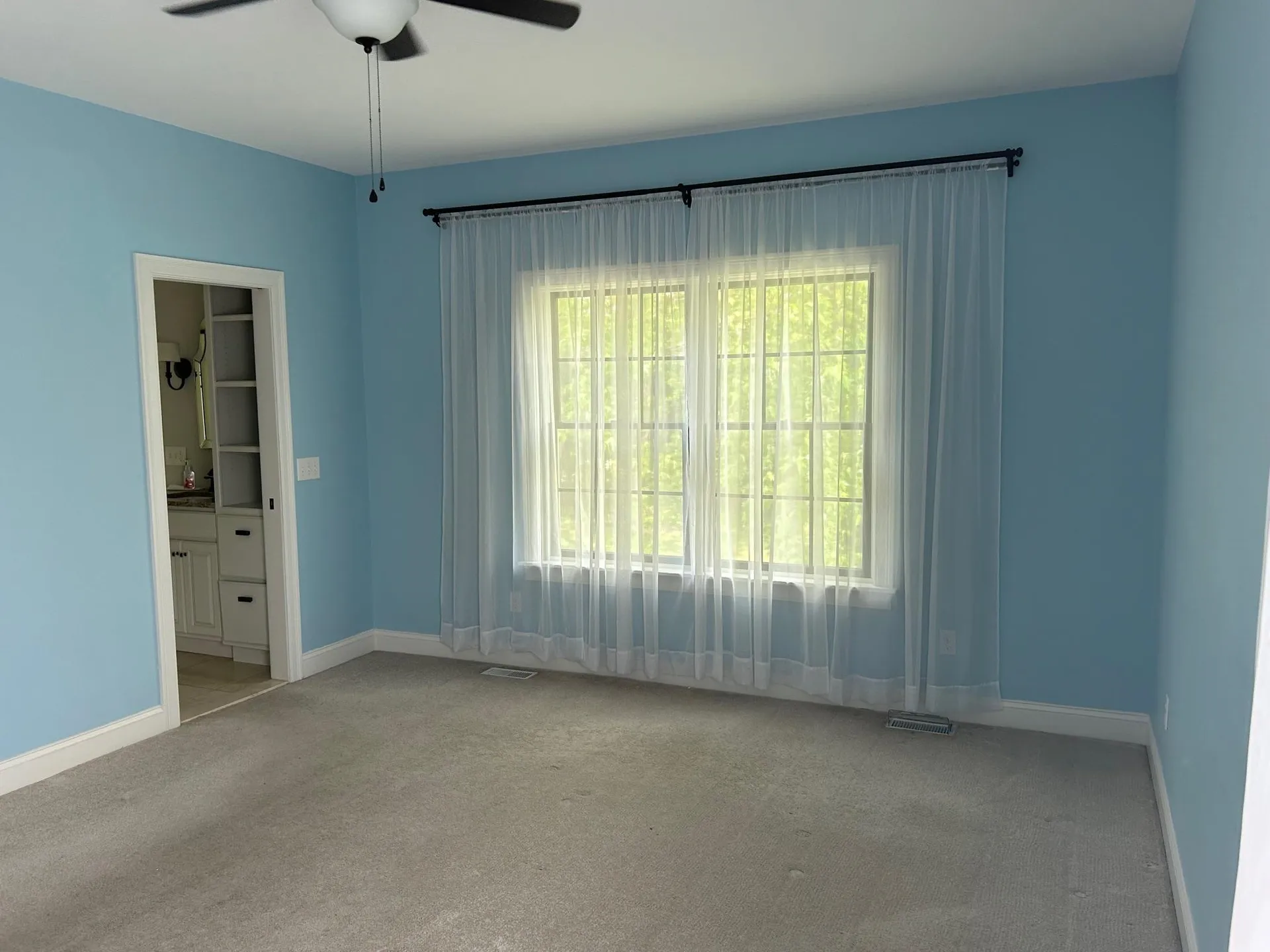9 Woodlawn Avenue Bedford NH 03110
