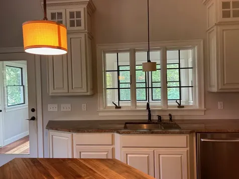 9 Woodlawn Avenue Bedford NH 03110