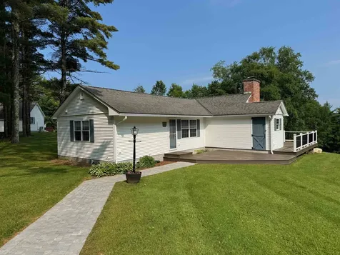 653 Skyboro E Road Pownal VT 05261