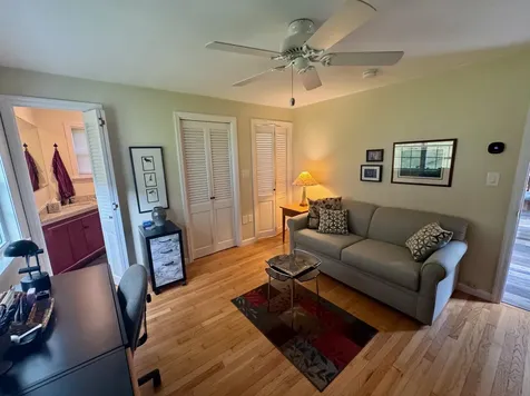 653 Skyboro E Road Pownal VT 05261