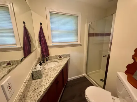 653 Skyboro E Road Pownal VT 05261