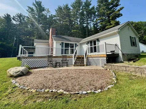 653 Skyboro E Road Pownal VT 05261