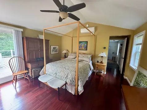 653 Skyboro E Road Pownal VT 05261