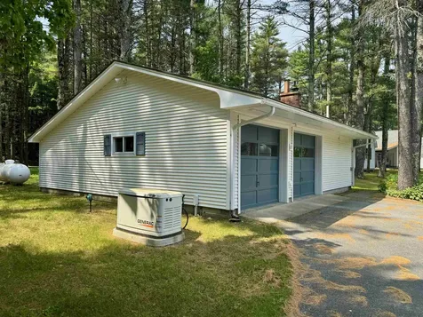 653 Skyboro E Road Pownal VT 05261
