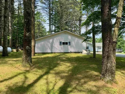 653 Skyboro E Road Pownal VT 05261