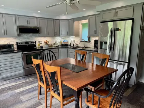 653 Skyboro E Road Pownal VT 05261