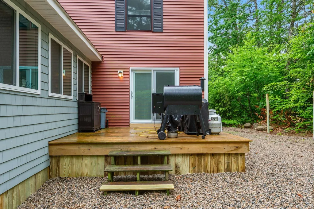 6 Rainbow Drive Ossipee NH 03864