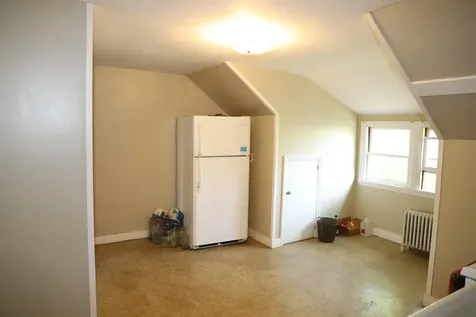 27 Westminster Terrace Rockingham VT 05101