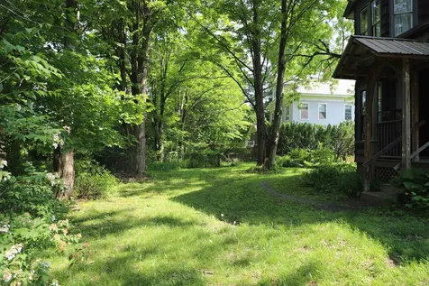 27 Westminster Terrace Rockingham VT 05101