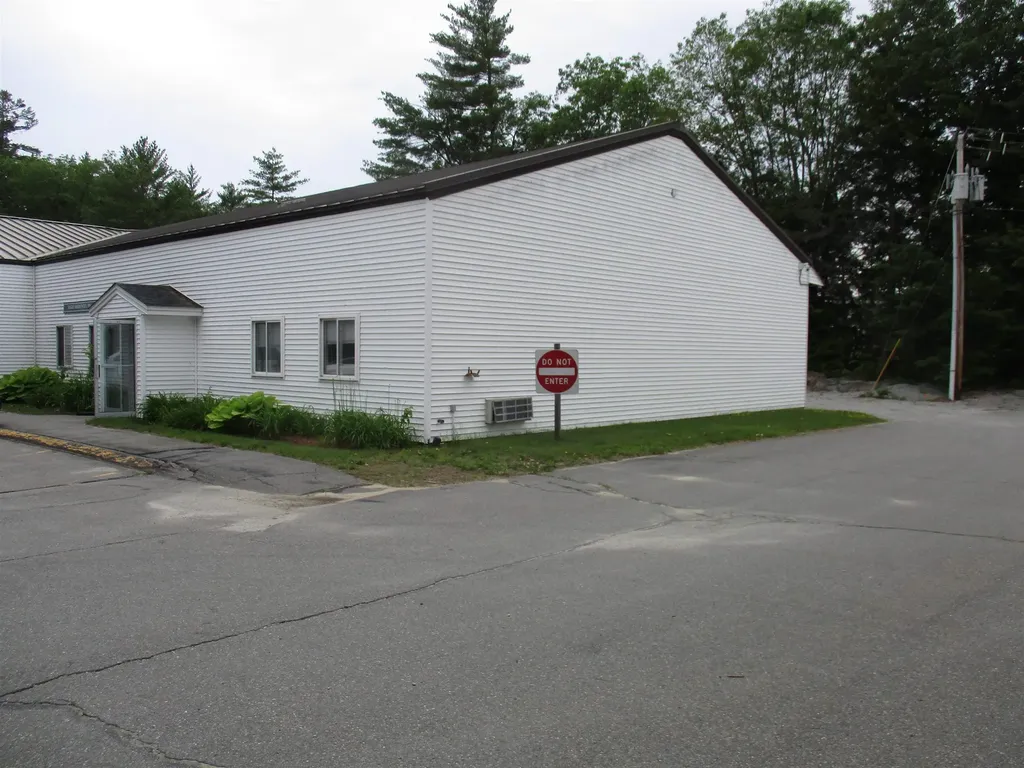 462 West Main Street Hillsborough NH 03244