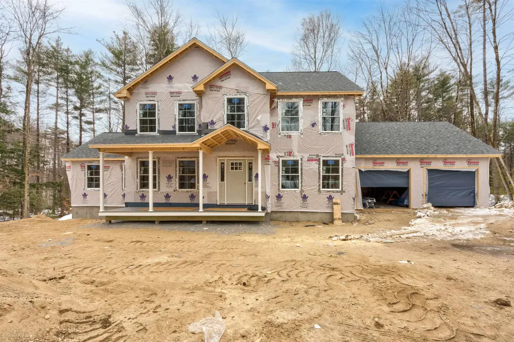 2 Gridley Road Sutton NH 03278